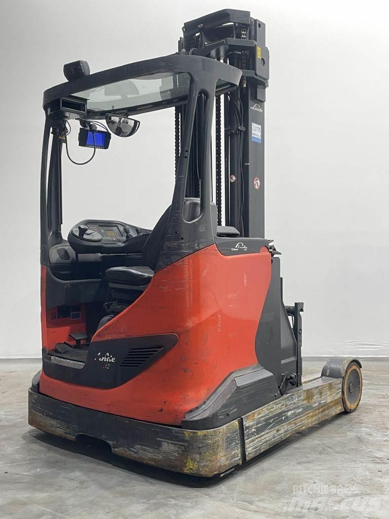Linde R20-01-1120 Stivuitor cu catarg retractabil