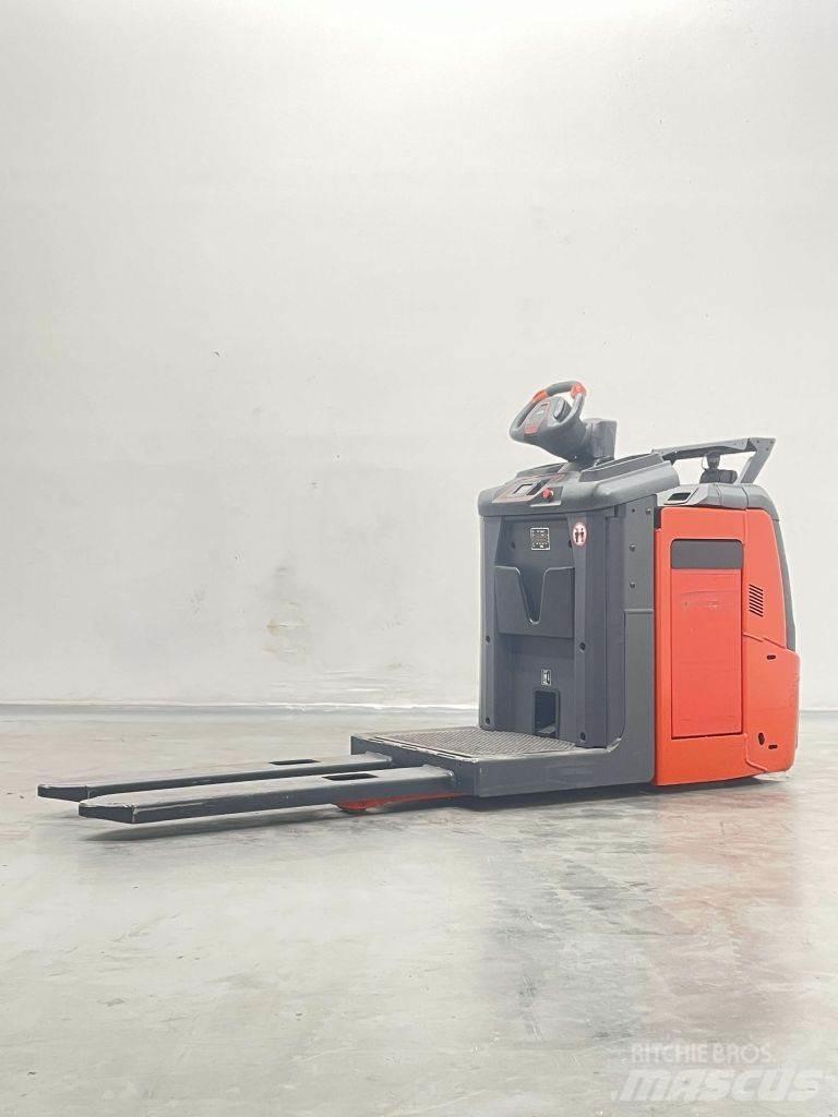 Linde V08-01 1T-4594 Stivuitoare de micã inaltime pentu logistica