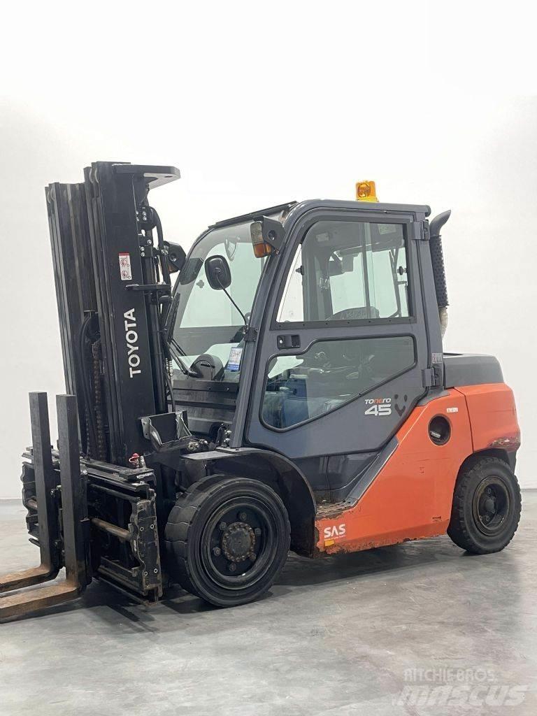 Toyota 40-8FD40N Stivuitor diesel