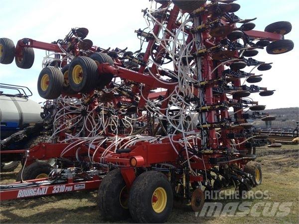 Bourgault 3310 Perforatoare