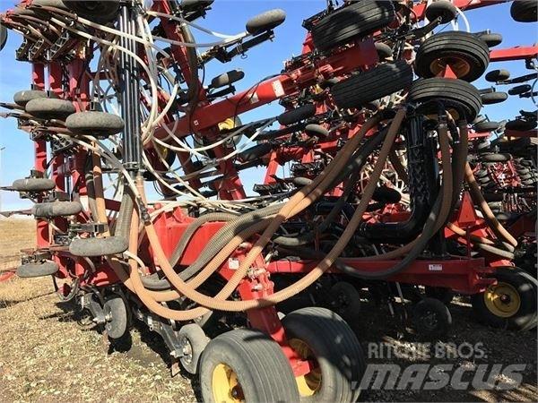 Bourgault 3320 Perforatoare