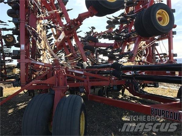 Bourgault 3320 Perforatoare
