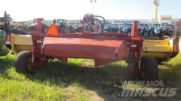 New Holland 1475 Cositoare de iarba cu umidificator