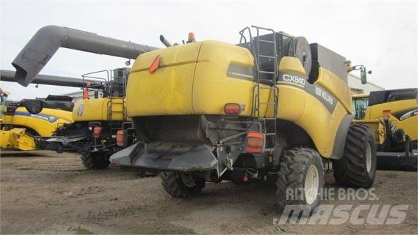 New Holland CX840 Combine de secerat