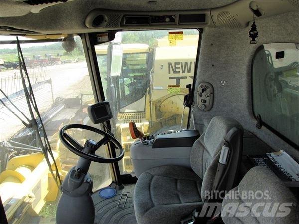New Holland CX860 Combine de secerat