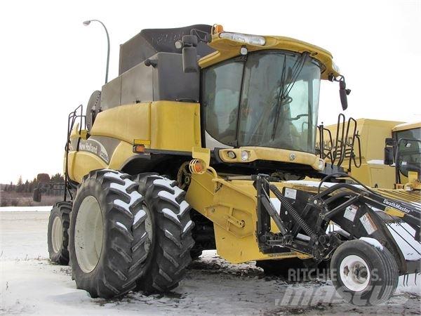 New Holland CX860 Combine de secerat
