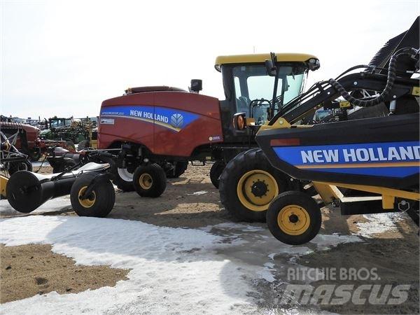 New Holland SR200 Utilaj de răvăşit fân