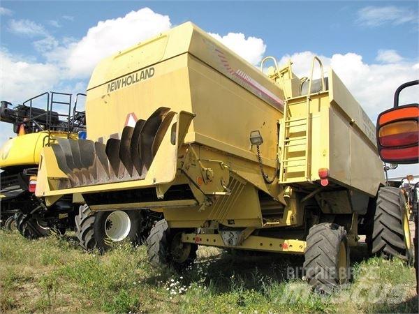 New Holland TX66 Combine de secerat