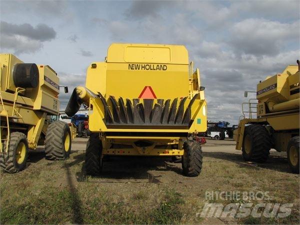 New Holland TX66 Combine de secerat