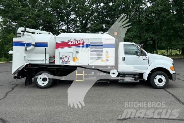 Ford F650 SD Utilaje construcții - Altele