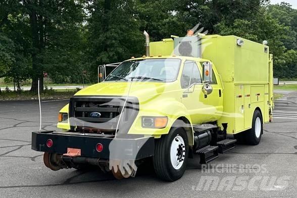 Ford F750 SD Utilaje construcții - Altele