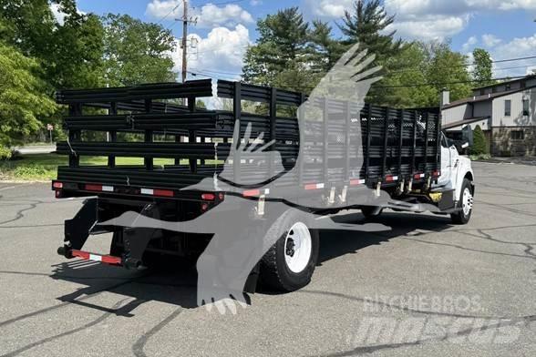 Ford F750 SD Camioane platforma/prelata