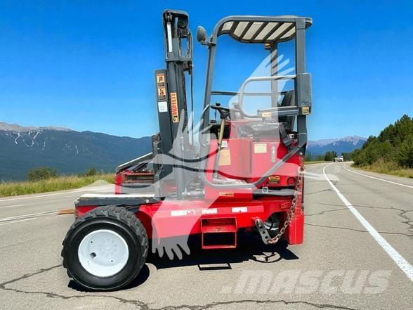 Moffett M5500P Stivuitoare montate pe camioane