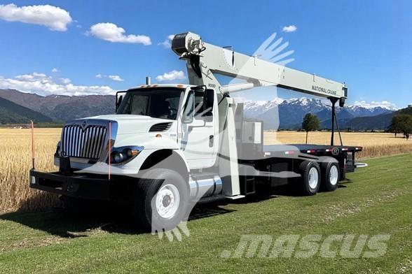 National 800D Camioane cu macara