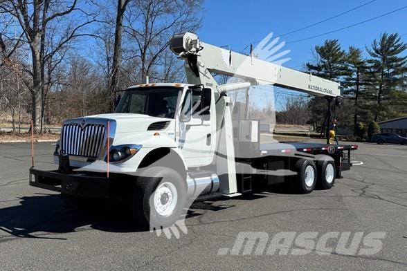 National 800D Camioane cu macara