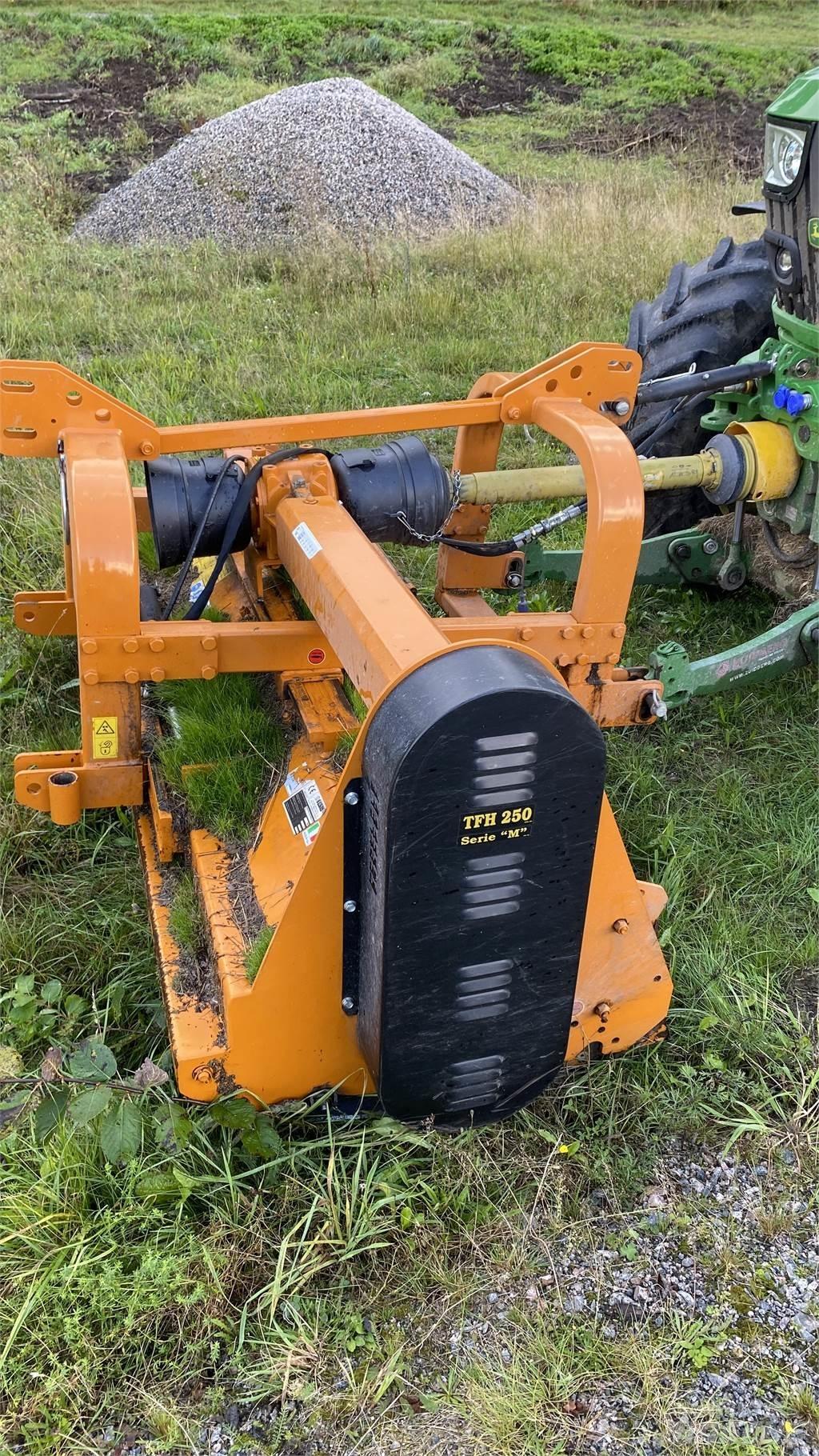 Berti TFH 250 BETESPUTS Cositoare