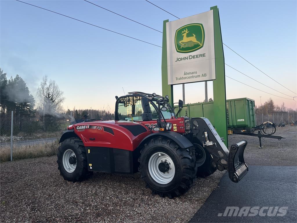 Case IH 742 Farmlift Utilaje agricole - Altele