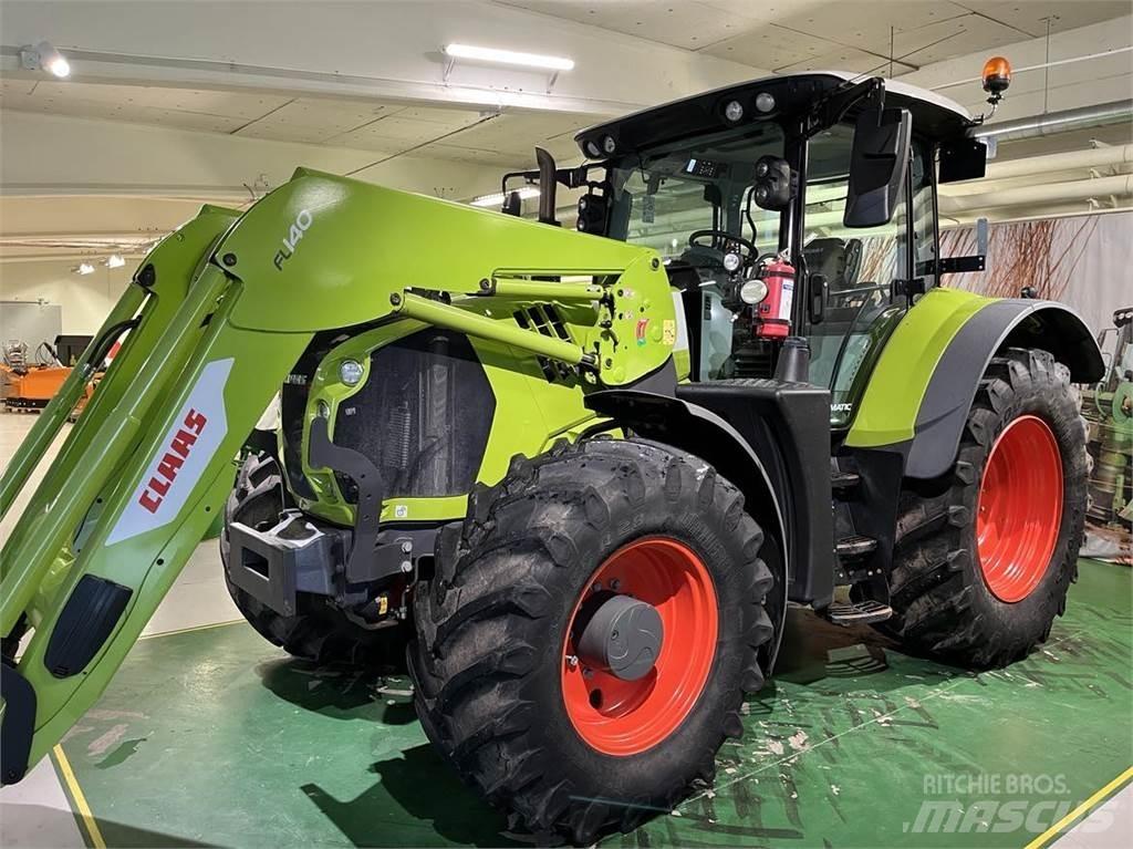 CLAAS Arion 660 Tractoare