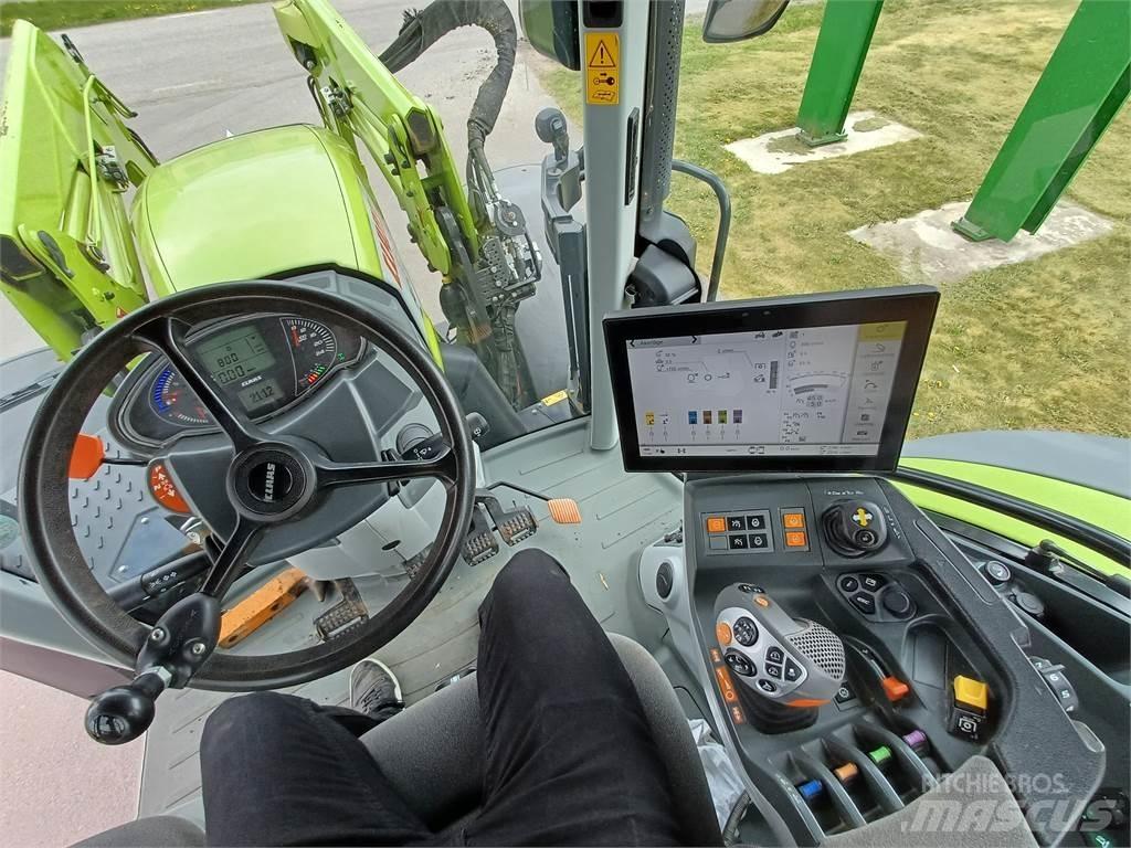 CLAAS Arion 660 Tractoare