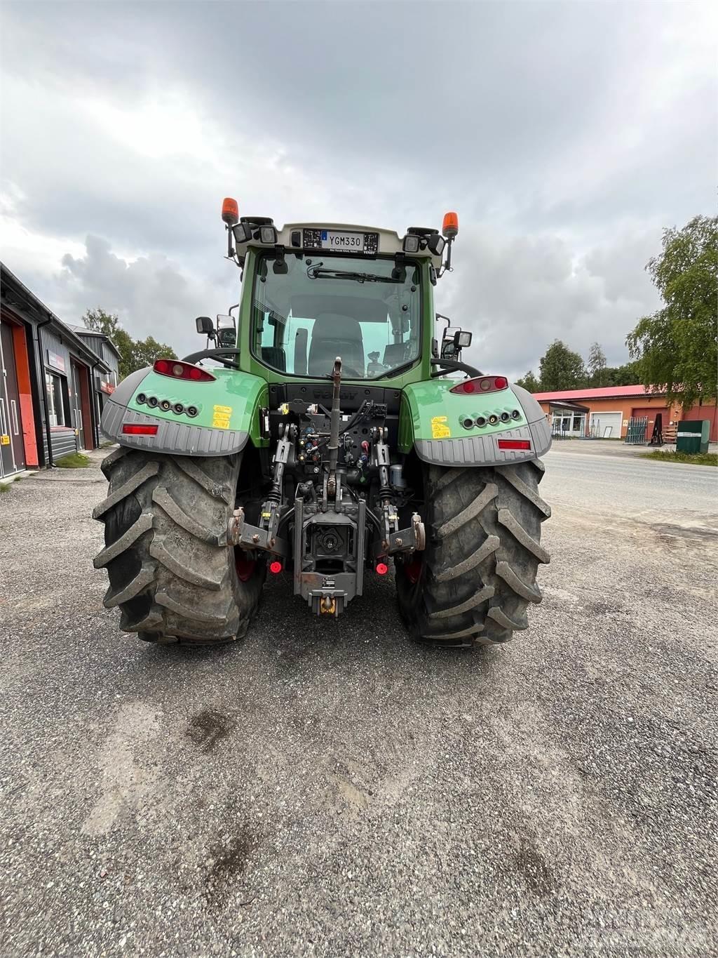 Fendt 720 VARIO Tractoare