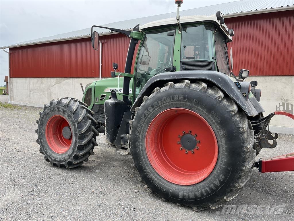Fendt 820 TRAKTOR Tractoare