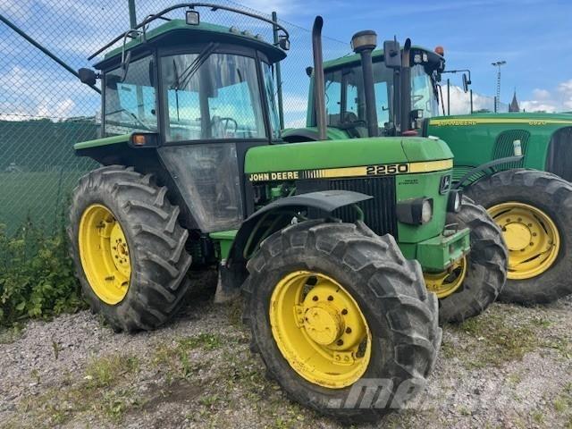 John Deere 2250 TRAKTOR Tractoare