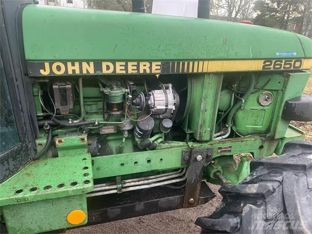 John Deere 2650 Tractoare
