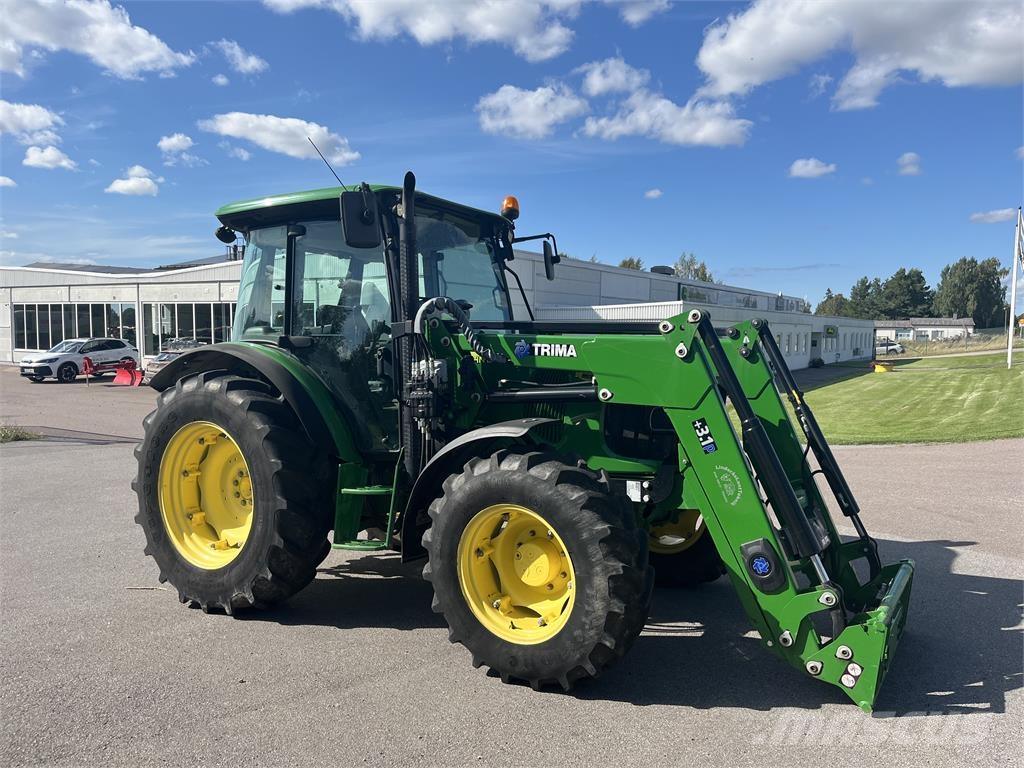 John Deere 5620 Tractoare
