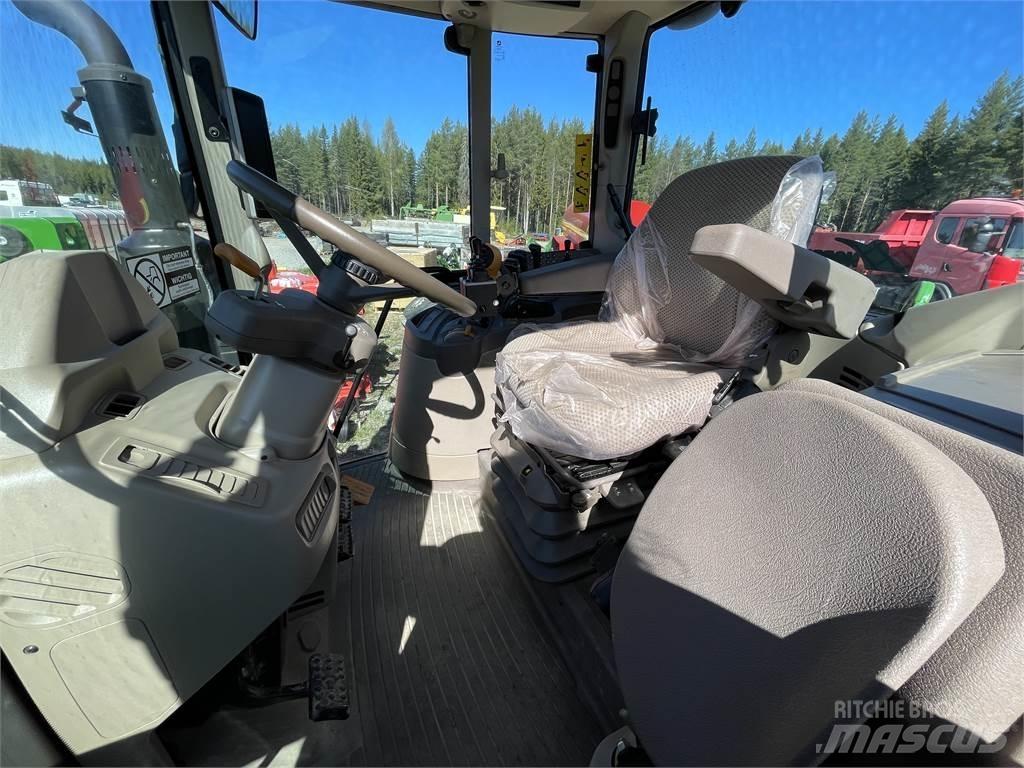 John Deere 6090M Tractoare