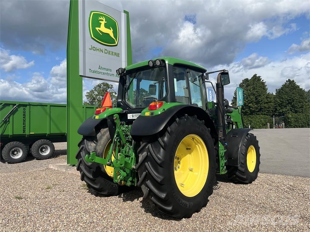 John Deere 6125M Tractoare