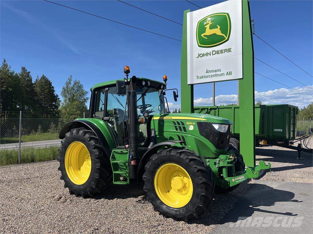 John Deere 6125M Tractoare