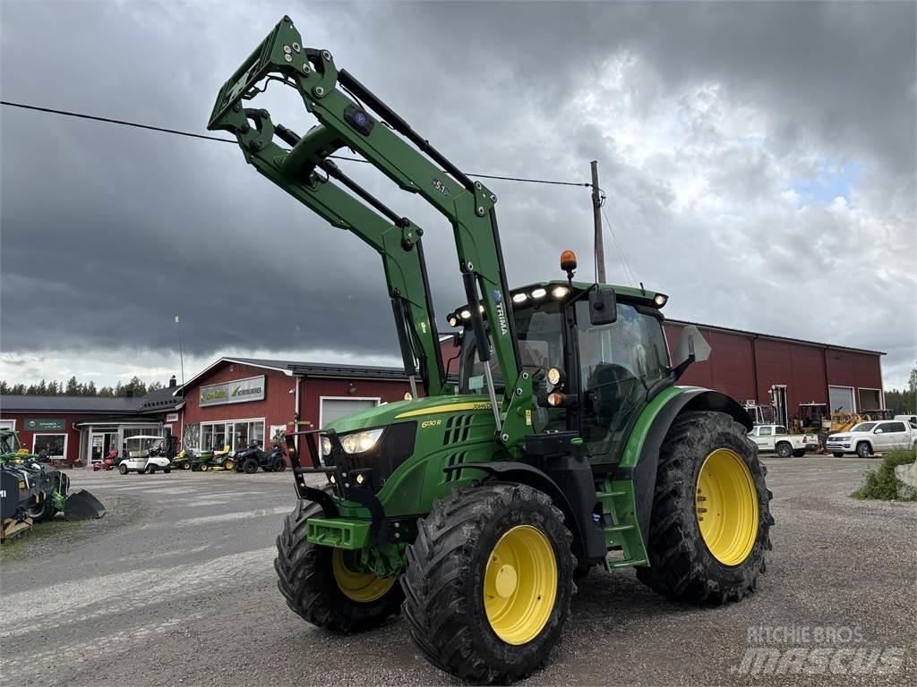 John Deere 6130R Tractoare