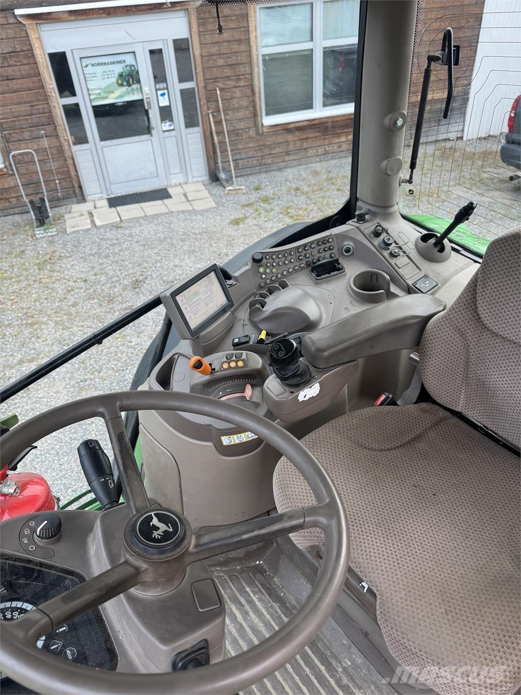 John Deere 6140R Tractoare