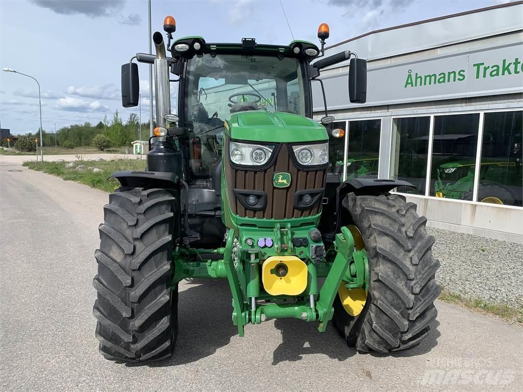 John Deere 6155R Tractoare