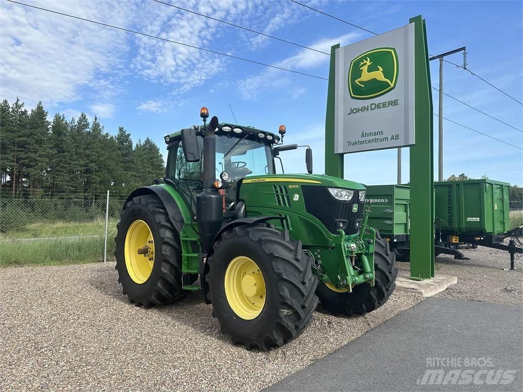 John Deere 6215R Tractoare