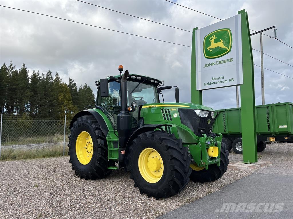 John Deere 6215R Tractoare