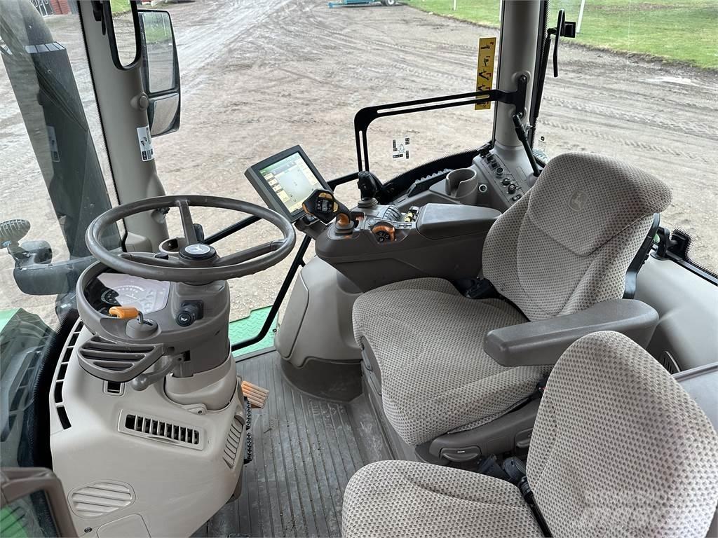 John Deere 6250R Tractoare