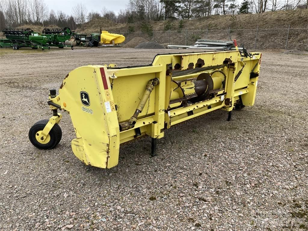 John Deere 640C Pick-up Accesorii forajere cu autopropulsare