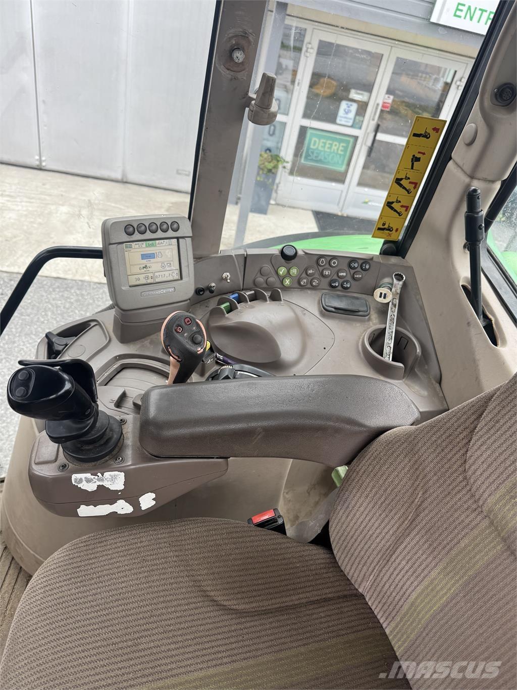 John Deere 6430 Premium Tractoare