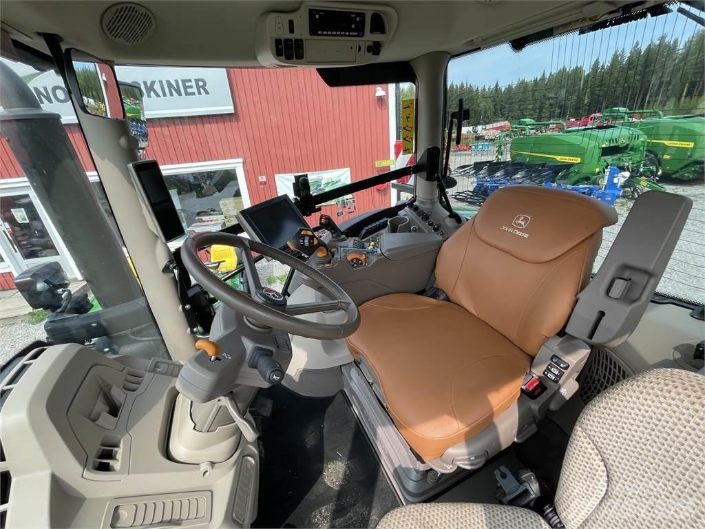 John Deere 6R 215 Tractoare