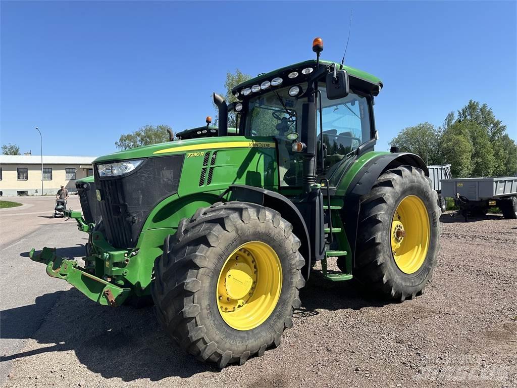 John Deere 7230R Tractoare