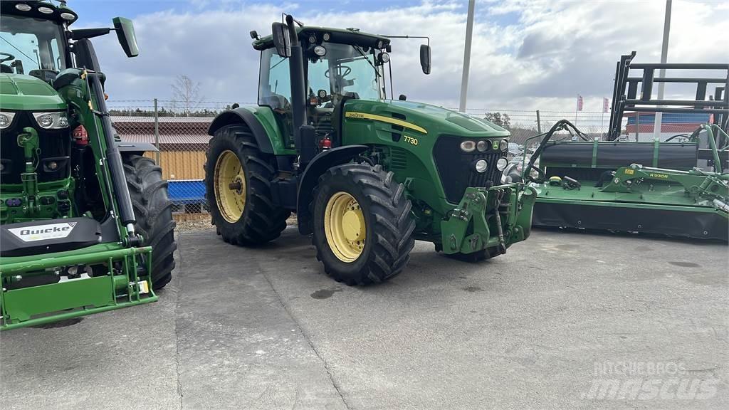 John Deere 7730 Tractoare