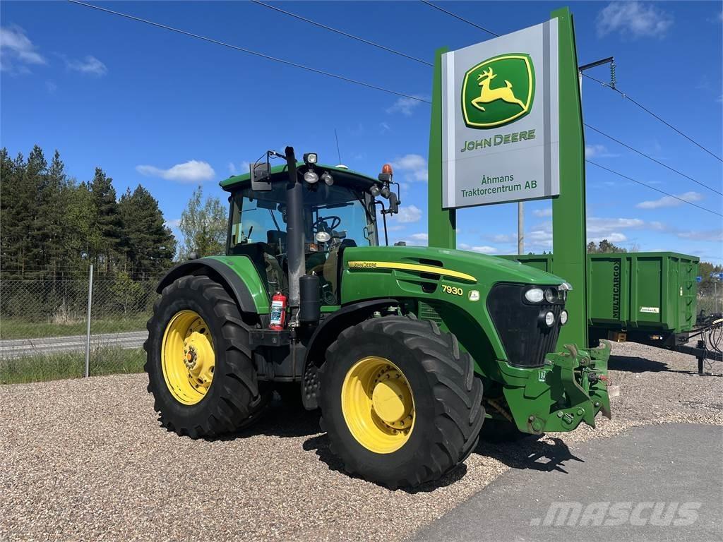 John Deere 7930 Tractoare