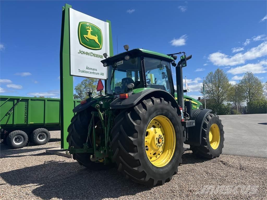 John Deere 7930 Tractoare