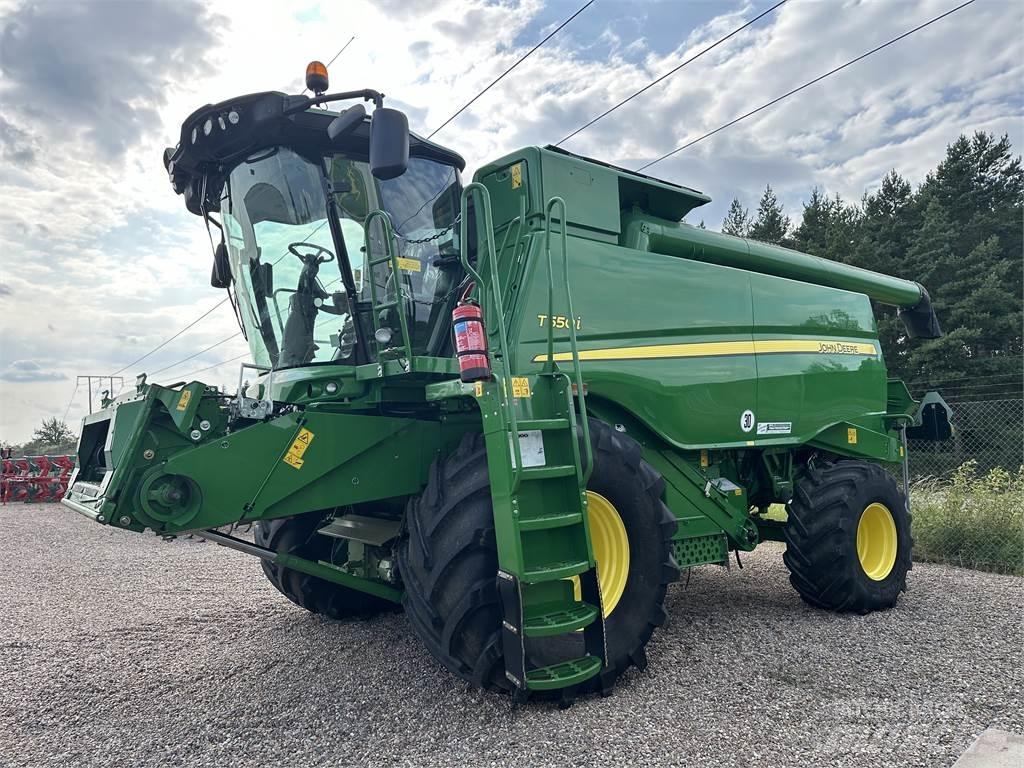 John Deere T550 Combine de secerat