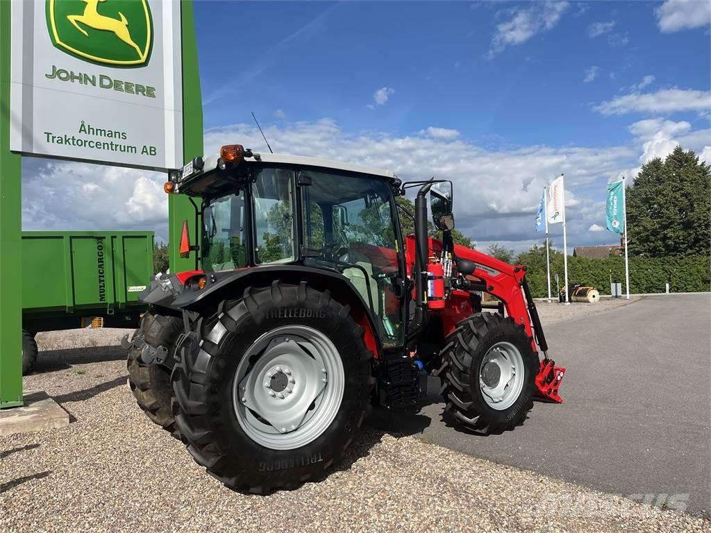 Massey Ferguson 4708M Tractoare