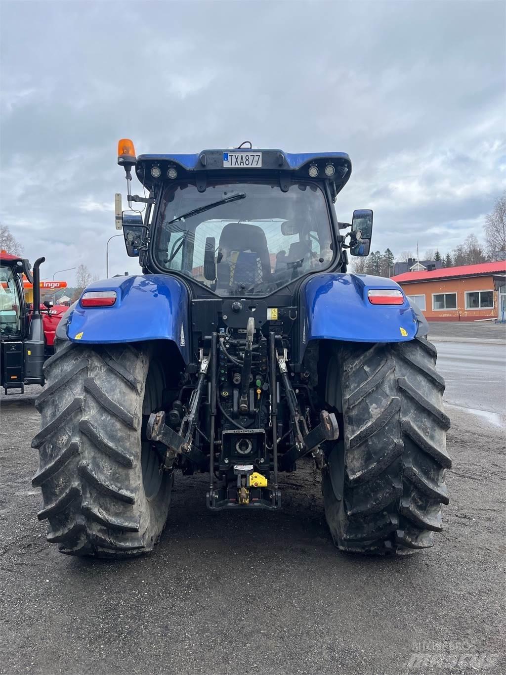 New Holland T7.225 Tractoare
