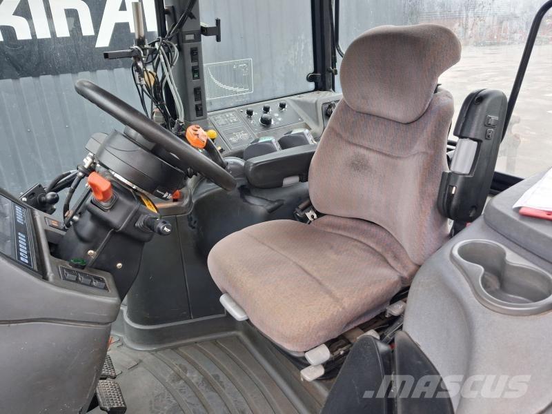 New Holland TM 190 Tractoare
