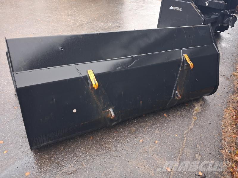  SNÖSKOPA ÅLÖ 220 EURO Alte accesorii tractor