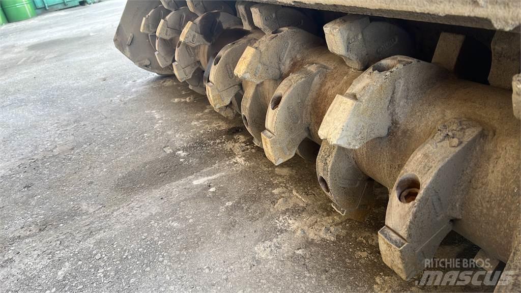  UML DT 200 Alte masini si accesorii de cultivat